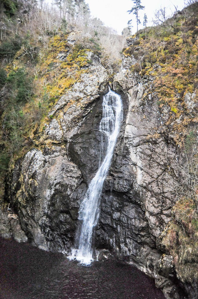 Foyers waterfall